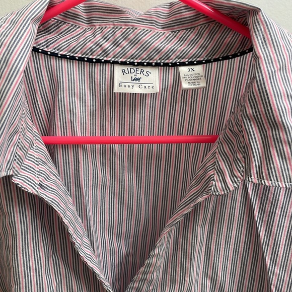 Plus Button Down Top - Picture 3 of 4